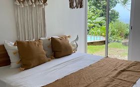 Villa Kayooli